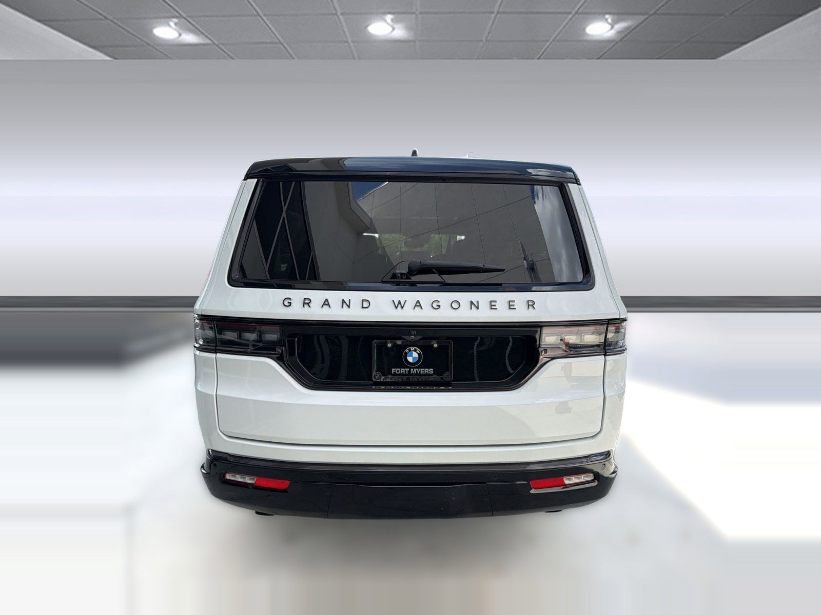 Used 2024 Jeep Grand Wagoneer L Series II w/ Quick Order Packagew 28T image 10