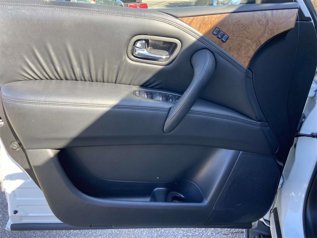 Used 2021 Nissan Armada SL w/ Captain's Chairs Package image 16