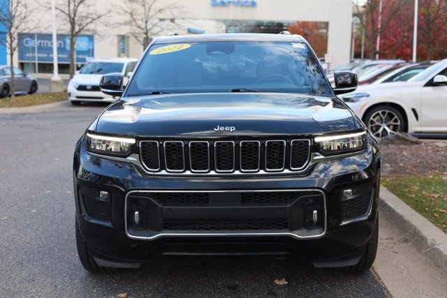 Used 2022 Jeep Grand Cherokee Overland w/ Luxury Tech Group IV image 9