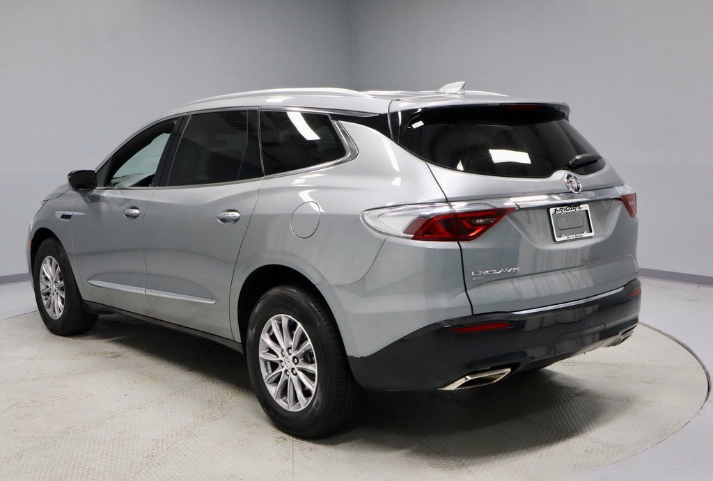 Used 2024 Buick Enclave Premium image 10