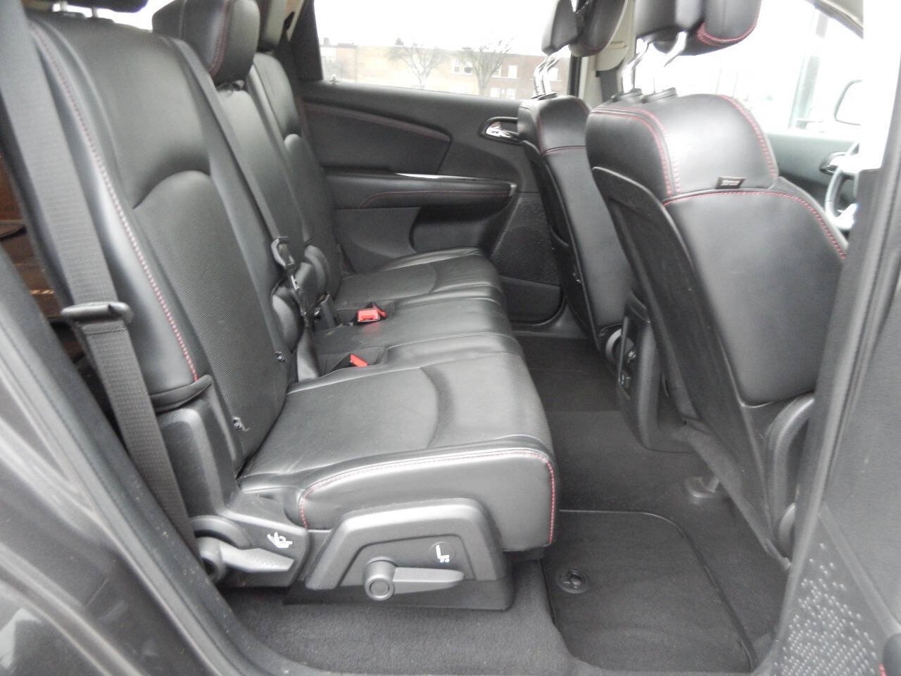 Used 2015 Dodge Journey R/T AWD/4WD image 32