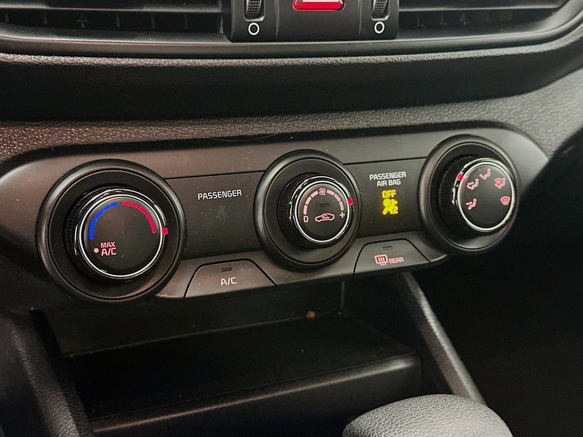 Used 2022 Kia Forte LXS image 23