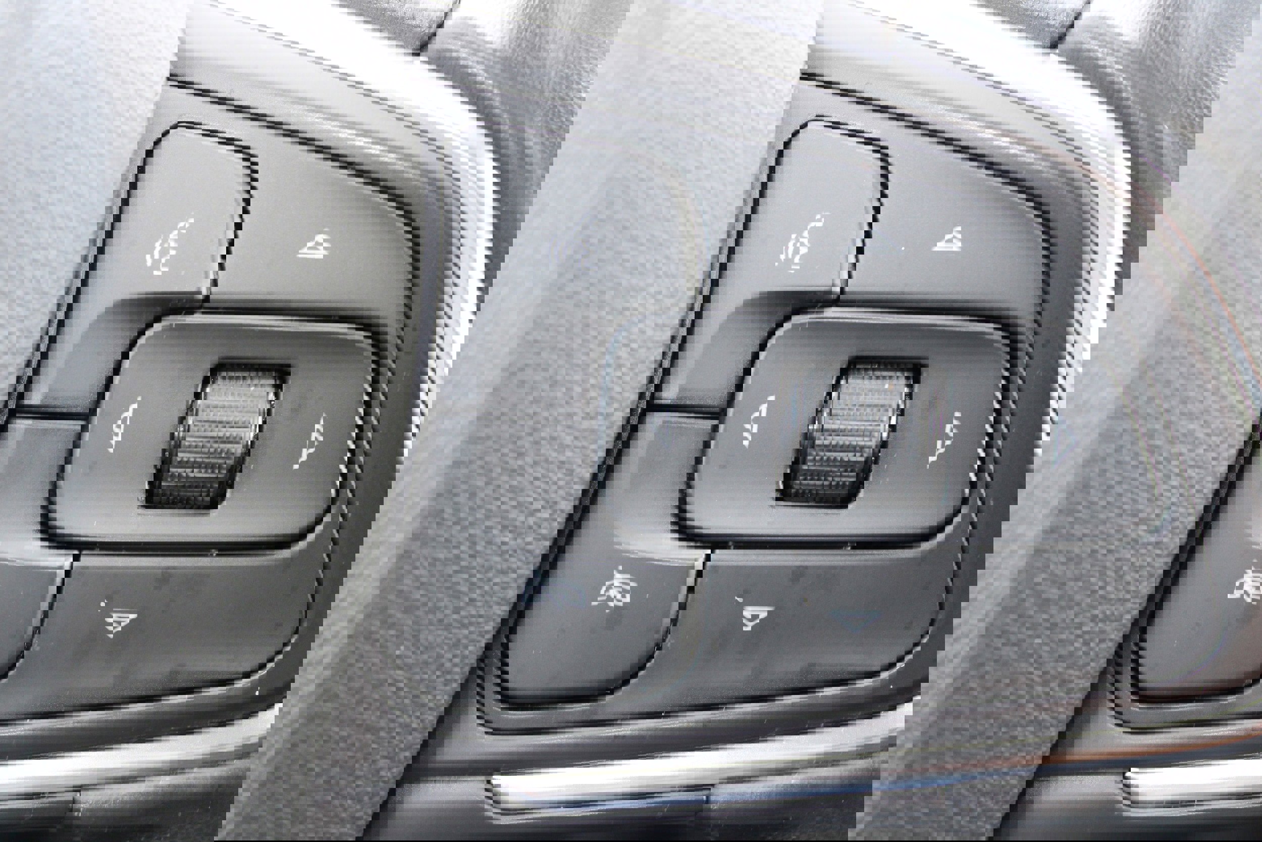 Used 2020 Buick Encore GX Essence w/ Experience Buick Package image 22