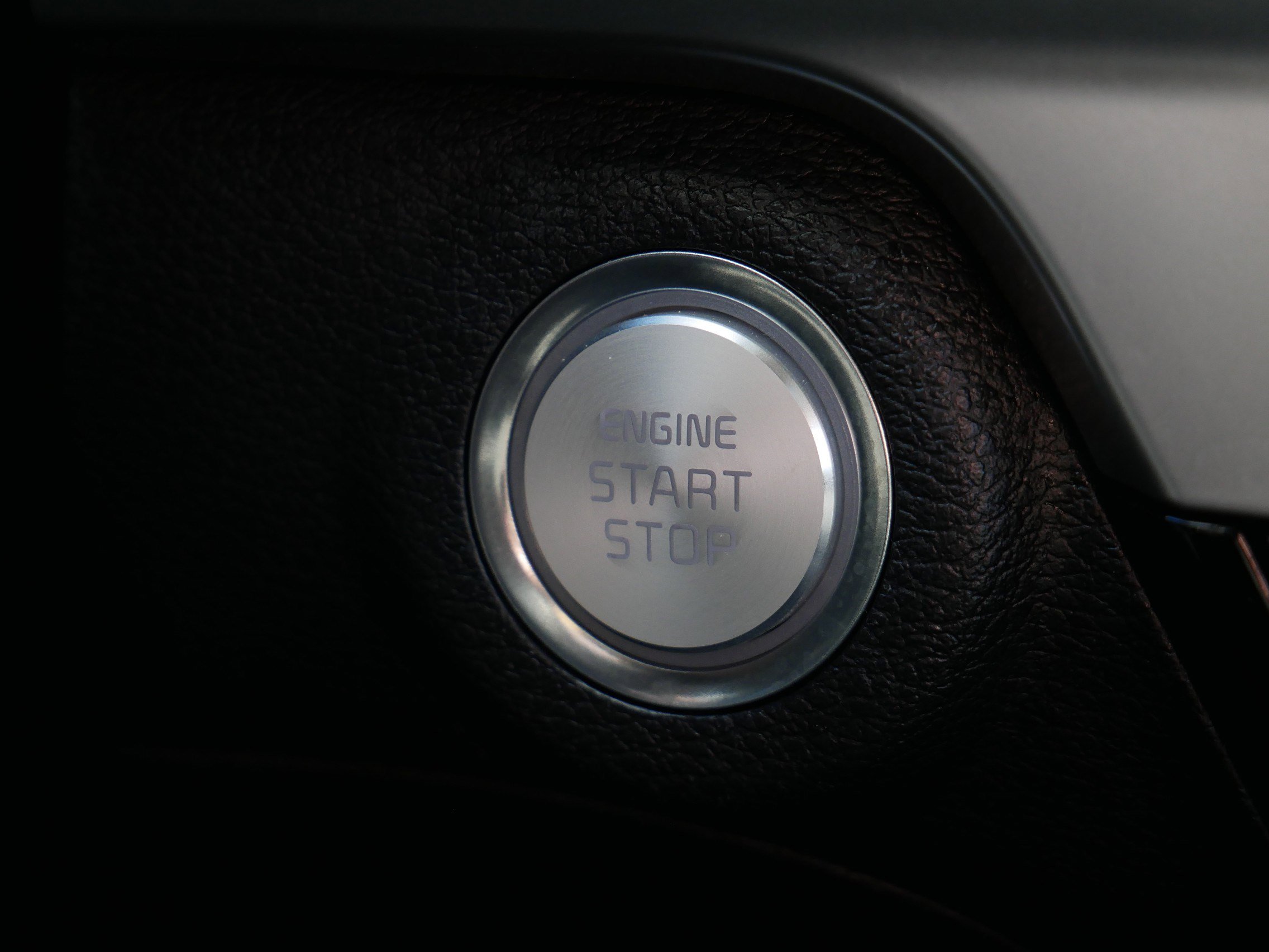 Used 2023 Kia Telluride EX w/ EX Captain's Chair Package image 28