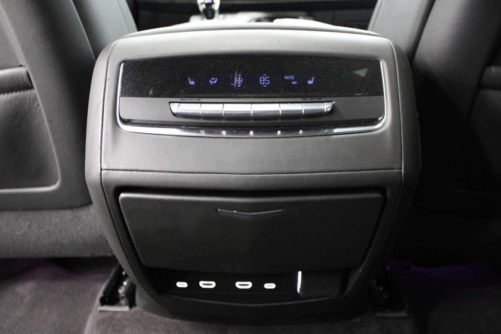 Certified 2024 Cadillac Escalade ESV Sport Platinum w/ LPO, ONYX Package image 55