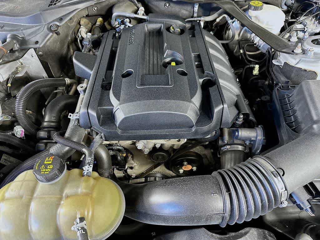 Used 2020 Ford Mustang Premium RWD image 9