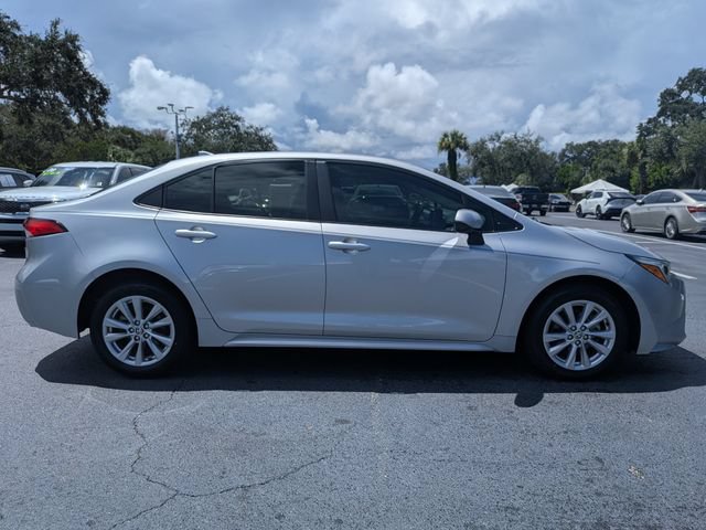 Used 2023 Toyota Corolla LE w/ LE Convenience Package FWD image 3