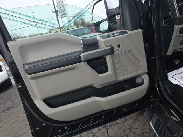 Used 2017 Ford F250 XLT w/ XLT Value Package image 14