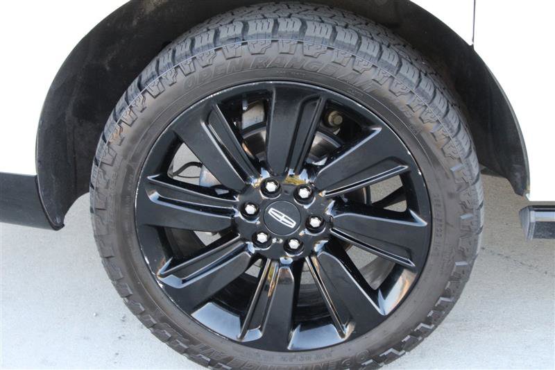 Used 2022 Lincoln Navigator L Reserve AWD/4WD image 47