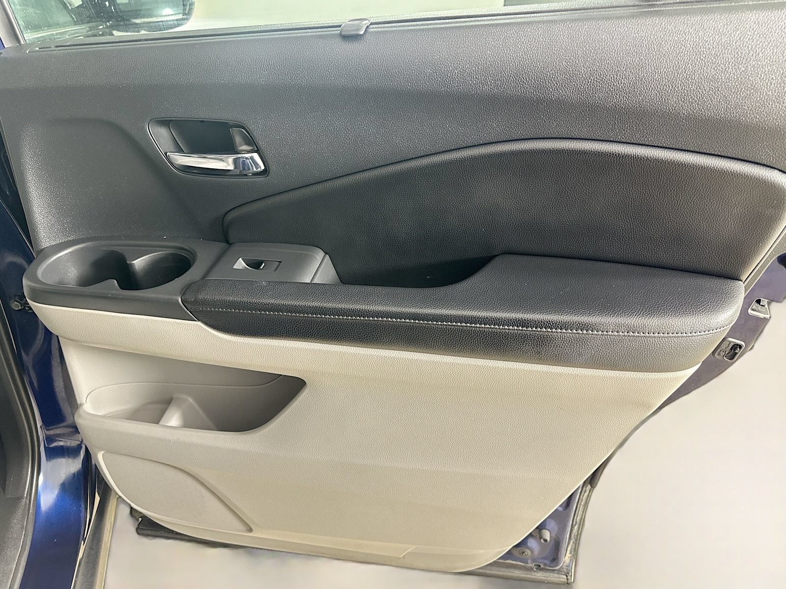 Used 2016 Honda Pilot Elite image 40