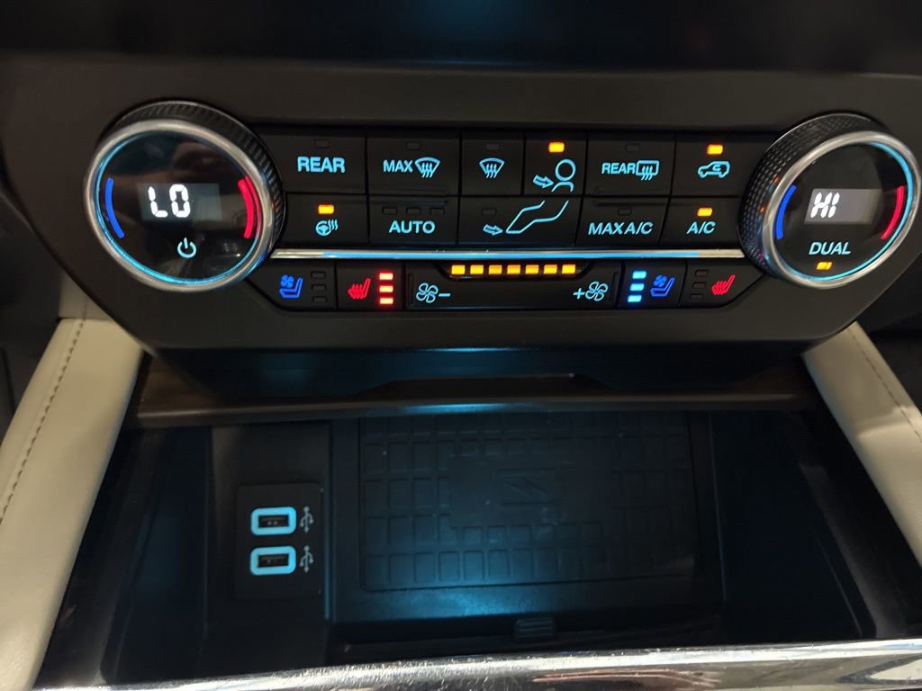 Used 2019 Ford Expedition Platinum AWD/4WD image 29