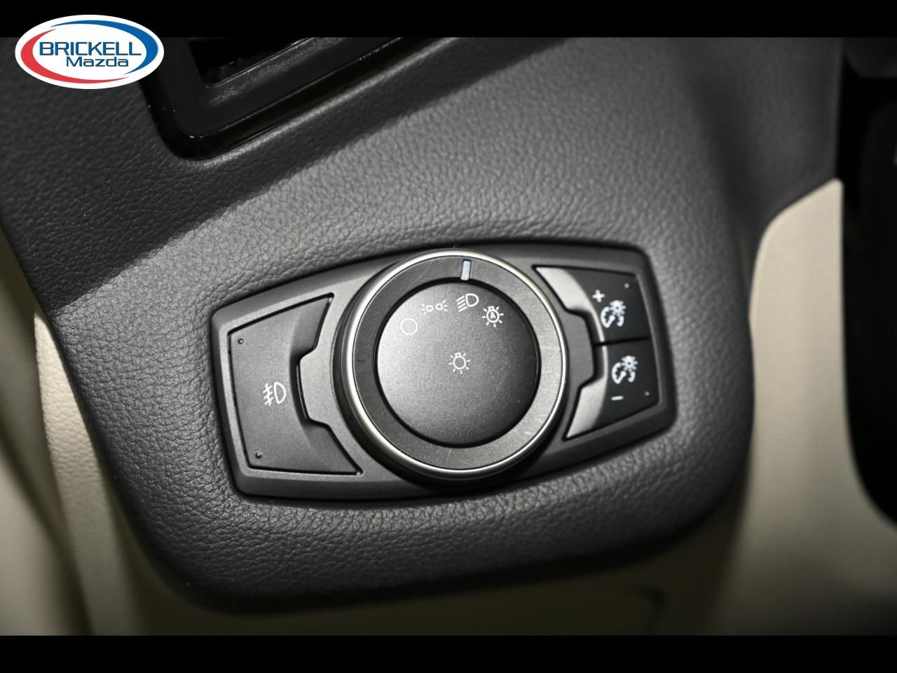 Used 2015 Ford Escape Titanium w/ Equipment Group 301A FWD image 30
