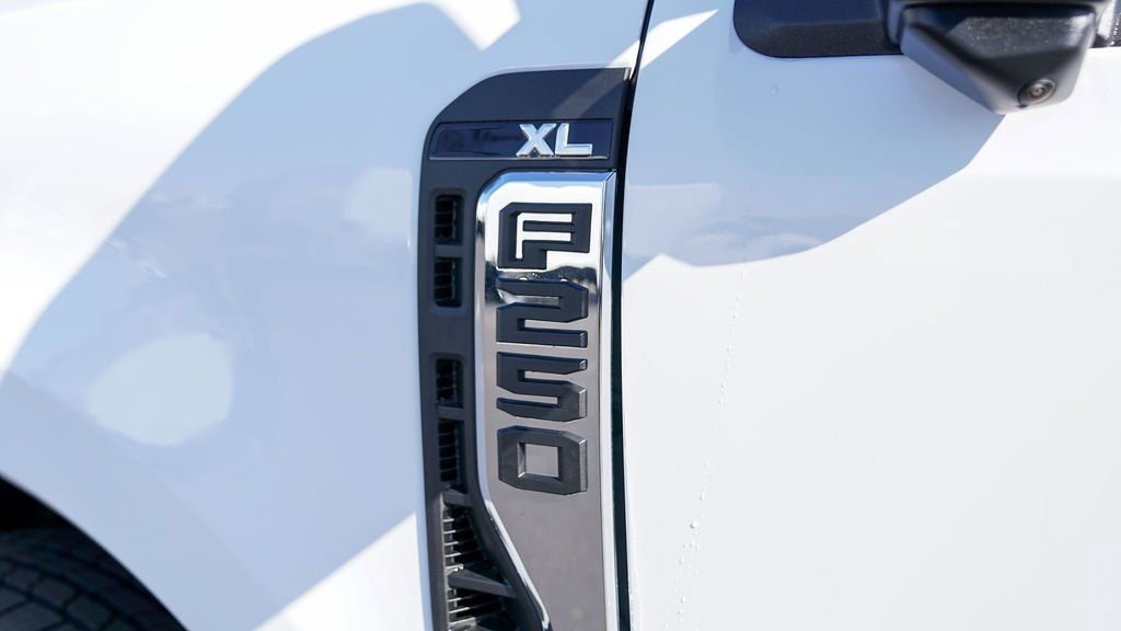 New 2025 Ford F250 XL w/ 360-Degree Camera Package image 7