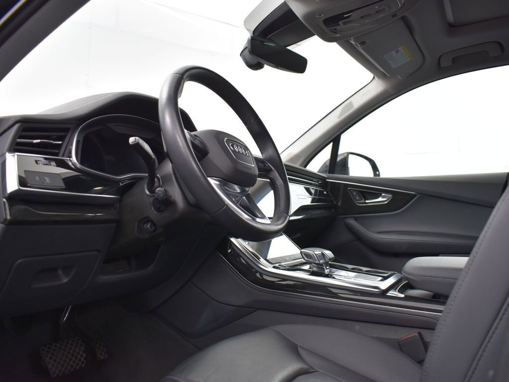 Used 2023 Audi Q7 3.0T Premium Plus image 15