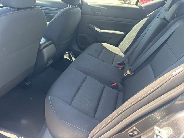 Used 2024 Nissan Altima 2.5 SV image 10