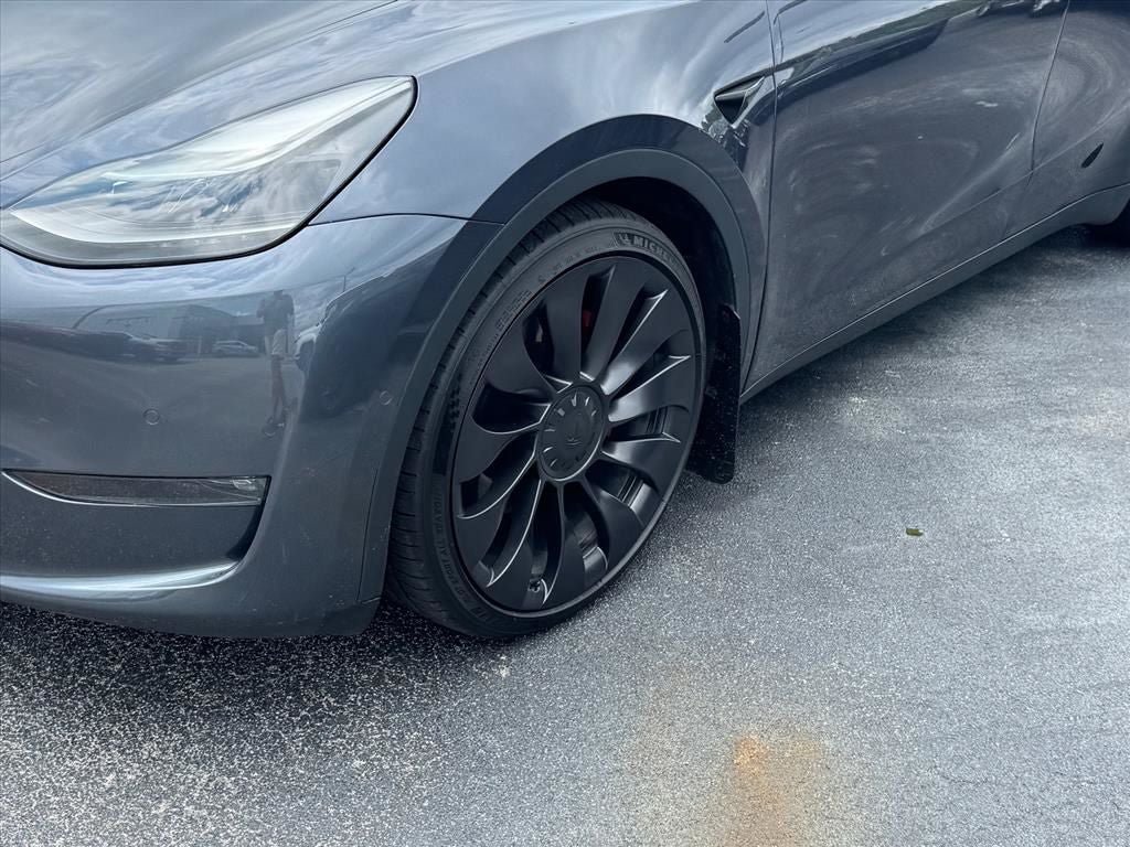 Used 2022 Tesla Model Y Performance AWD/4WD image 2