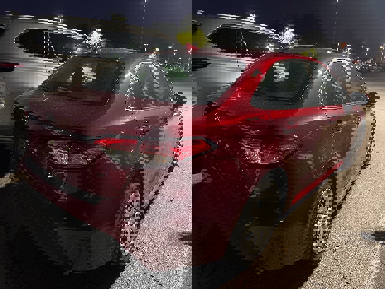 Used 2025 Toyota Corolla LE image 4