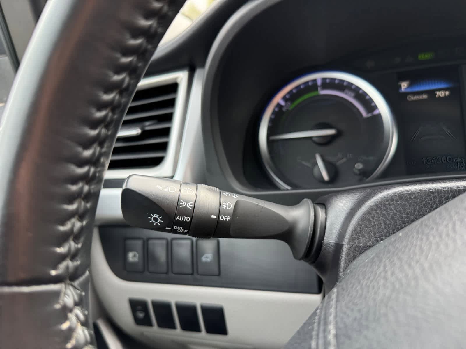Used 2017 Toyota Highlander XLE image 22