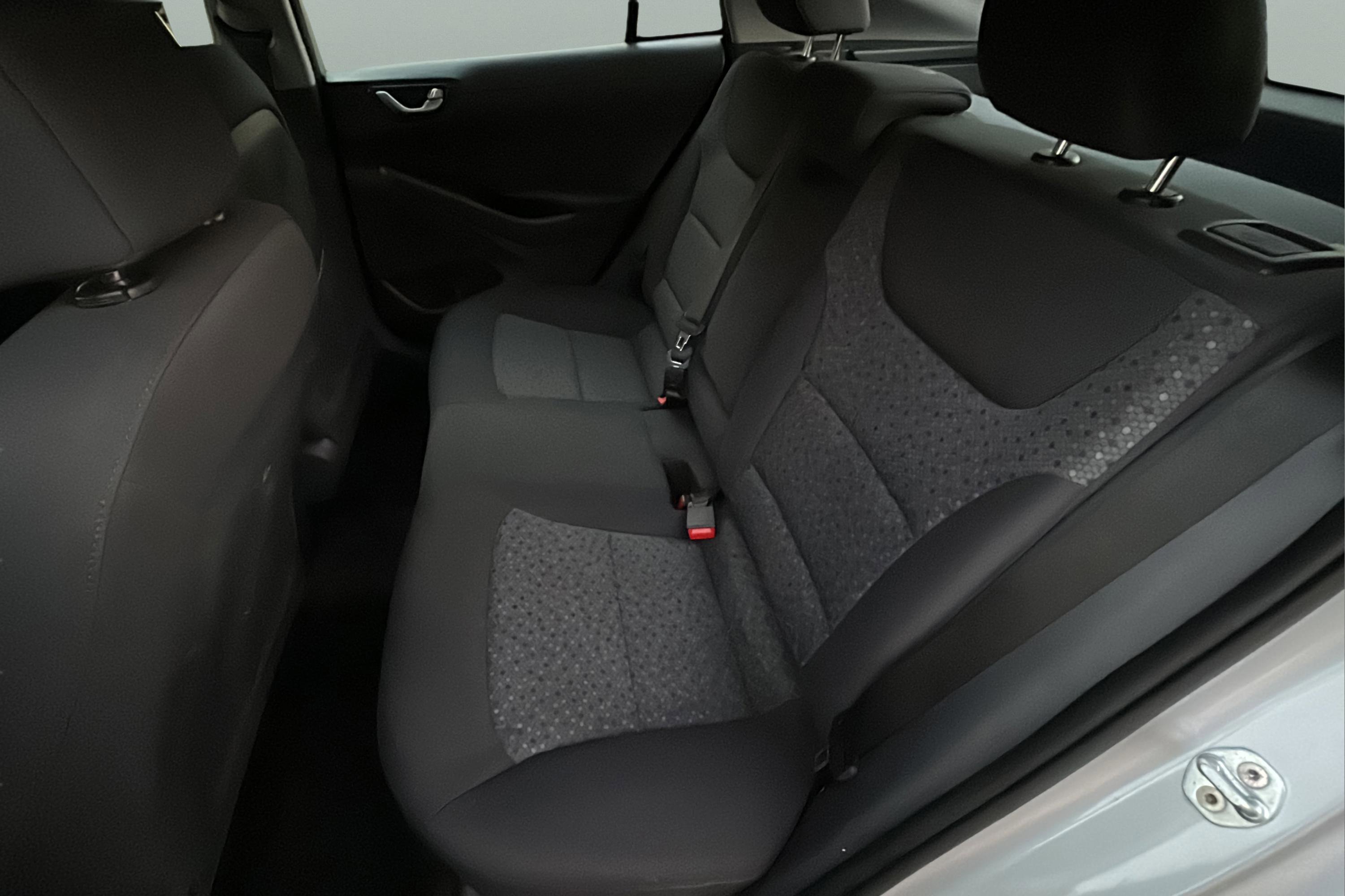 Used 2019 Hyundai Ioniq Electric FWD image 45