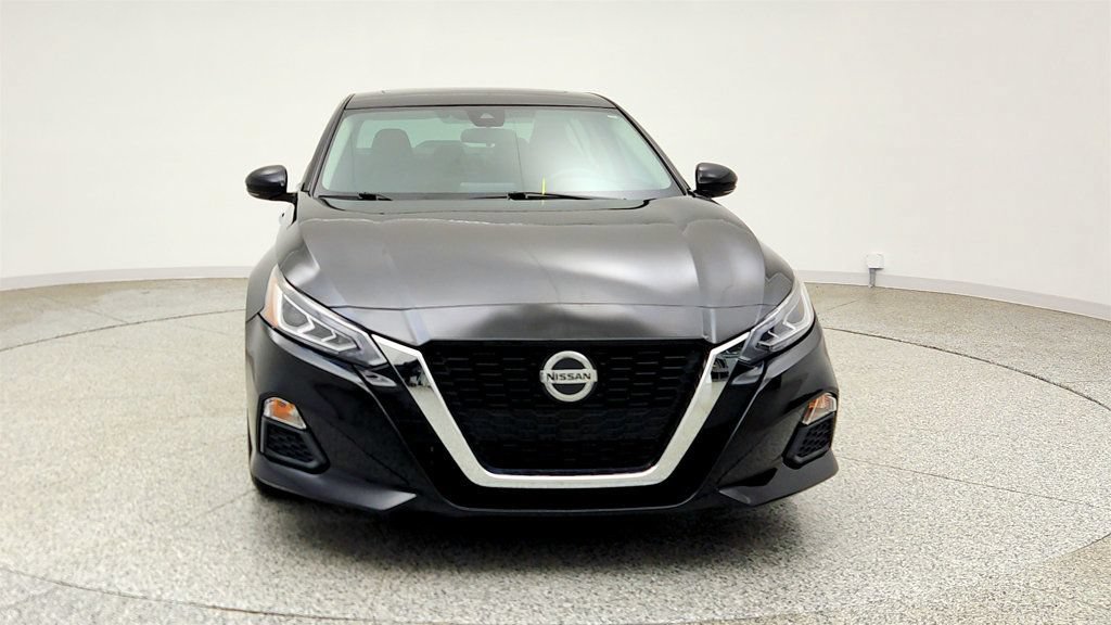 Used 2021 Nissan Altima 2.5 SV w/ SV Premium Package FWD image 2