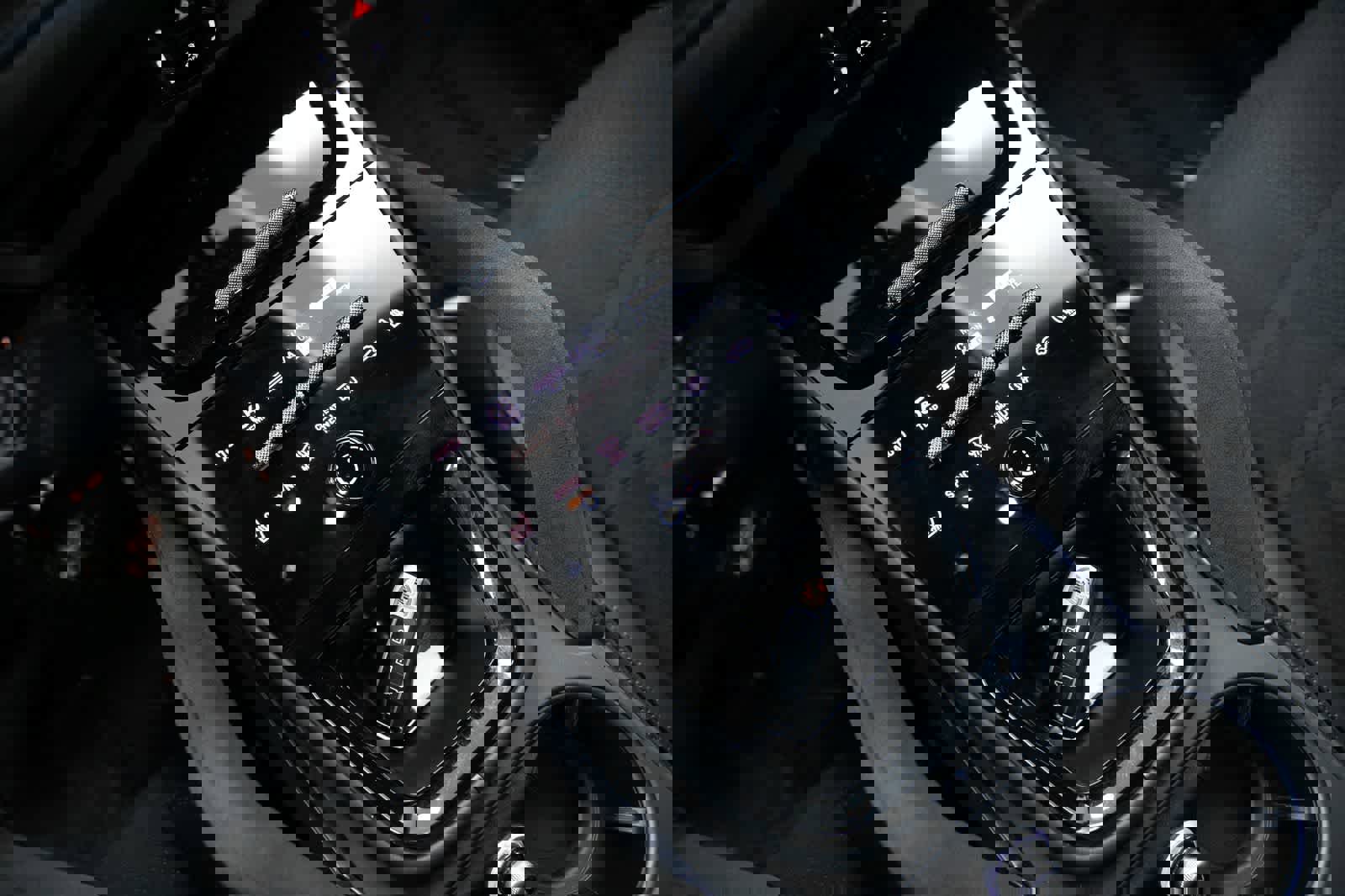 Certified 2025 Porsche Cayenne Turbo GT image 28