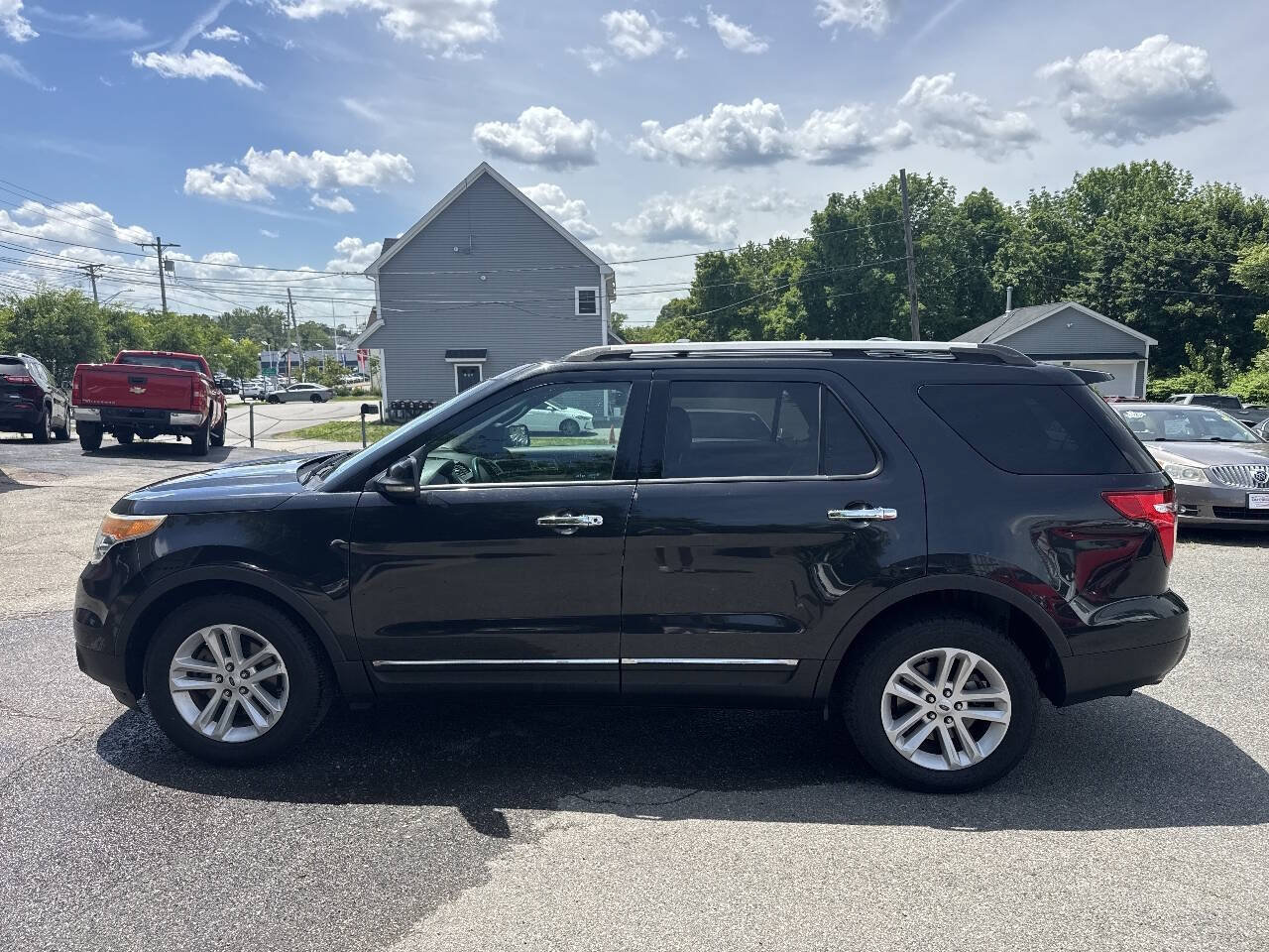 Used 2012 Ford Explorer XLT AWD/4WD image 5