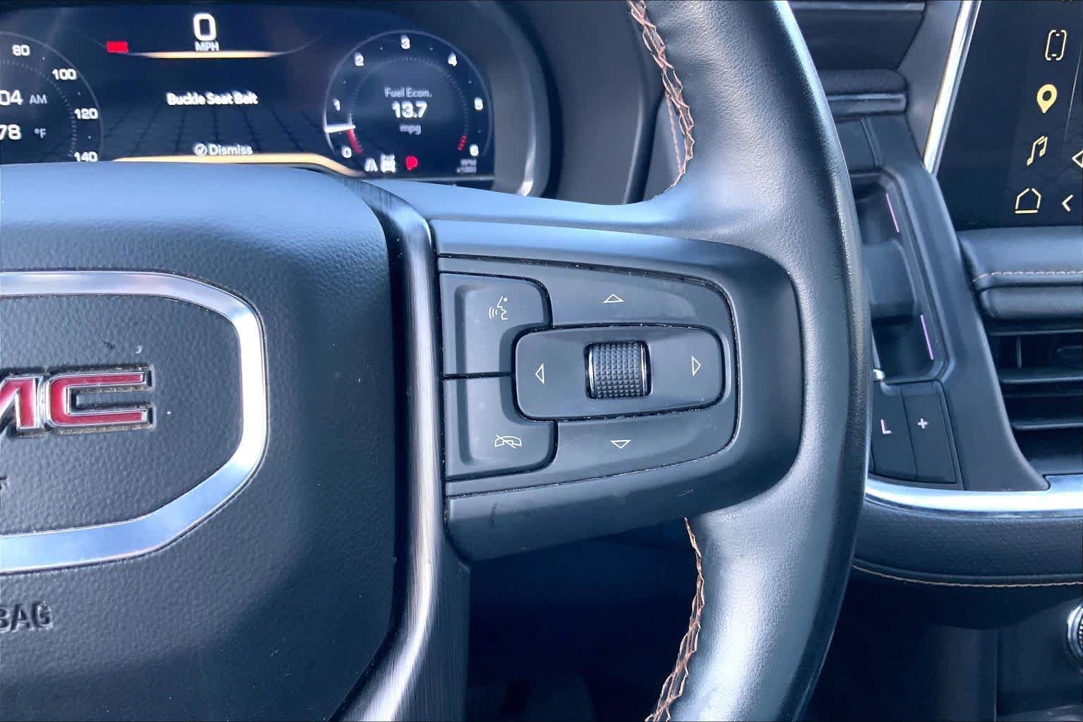 Used 2024 GMC Yukon XL AT4 w/ AT4 Premium Plus Package AWD/4WD image 49