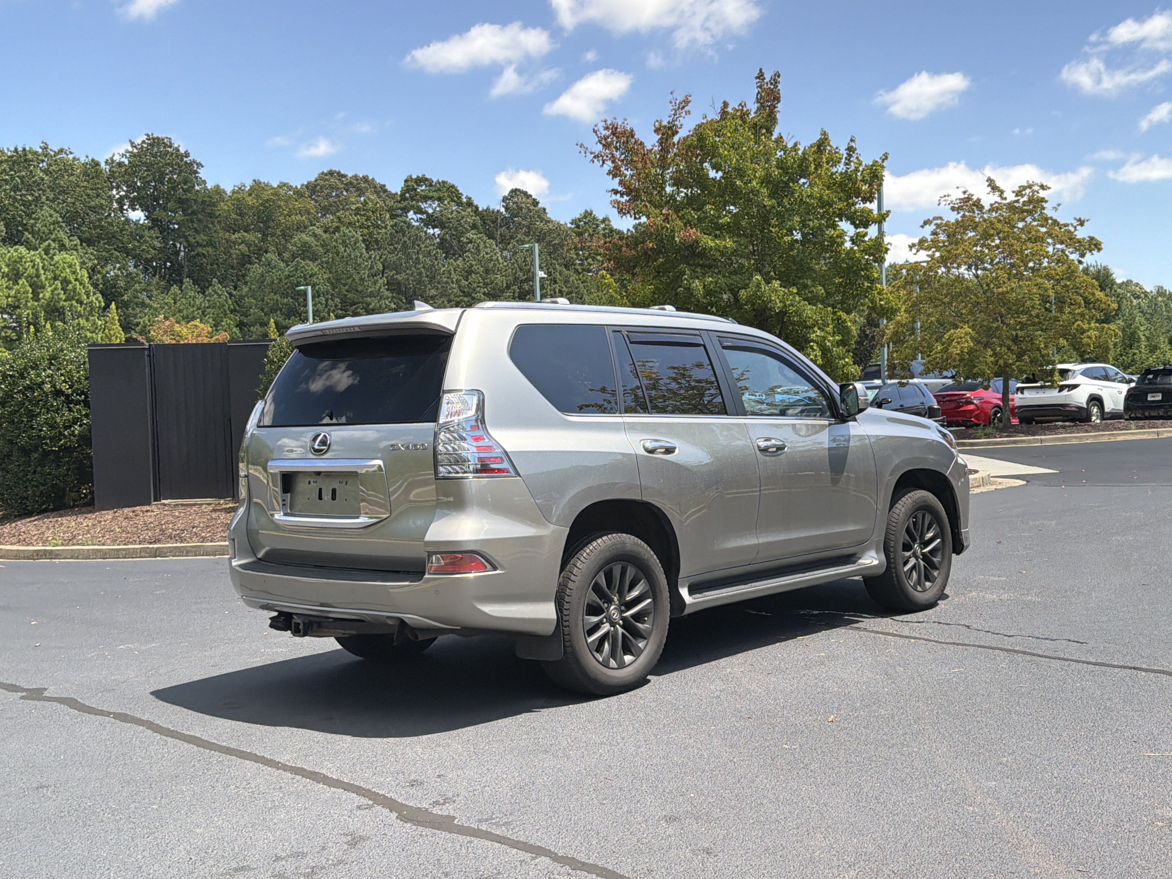 Used 2023 Lexus GX 460 Premium w/ Premium Package AWD/4WD image 3