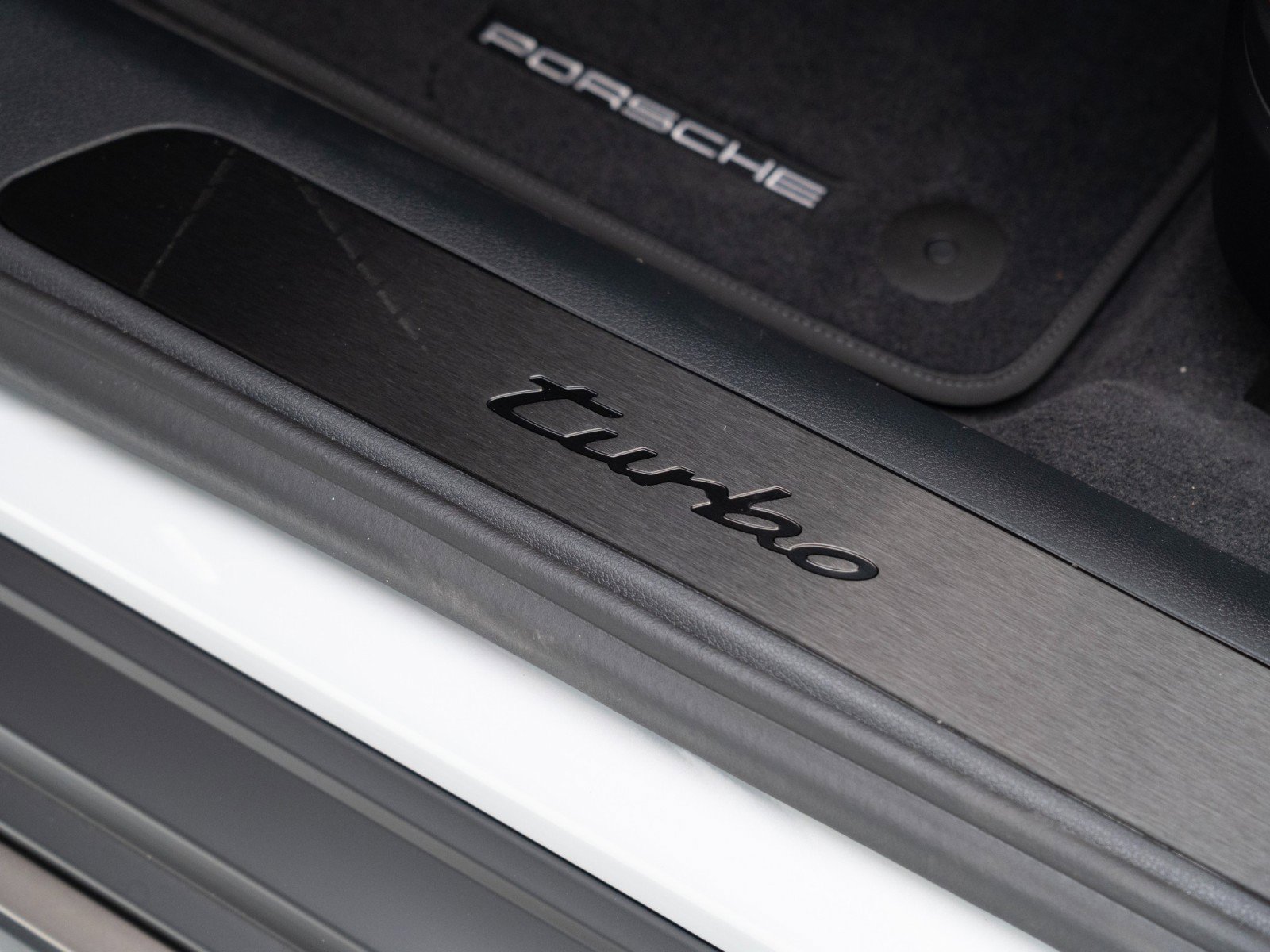 New 2026 Porsche Panamera Turbo image 15