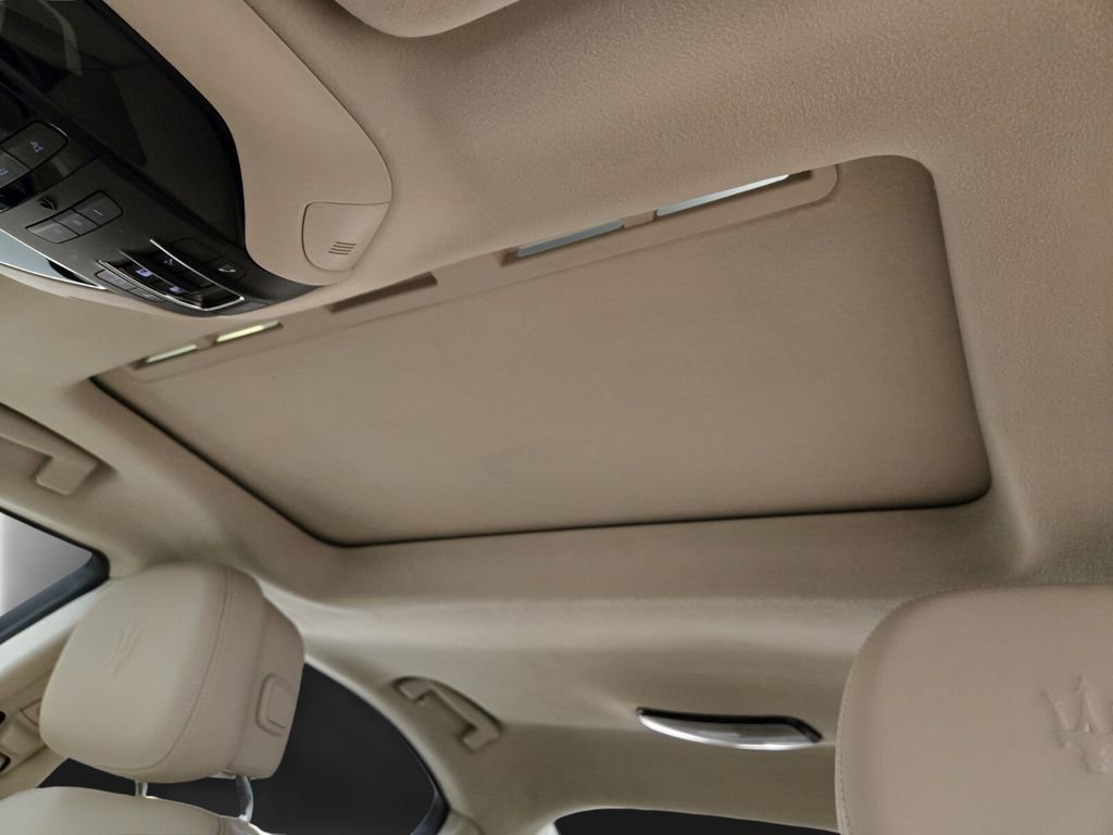 Certified 2022 Maserati Ghibli Modena image 17