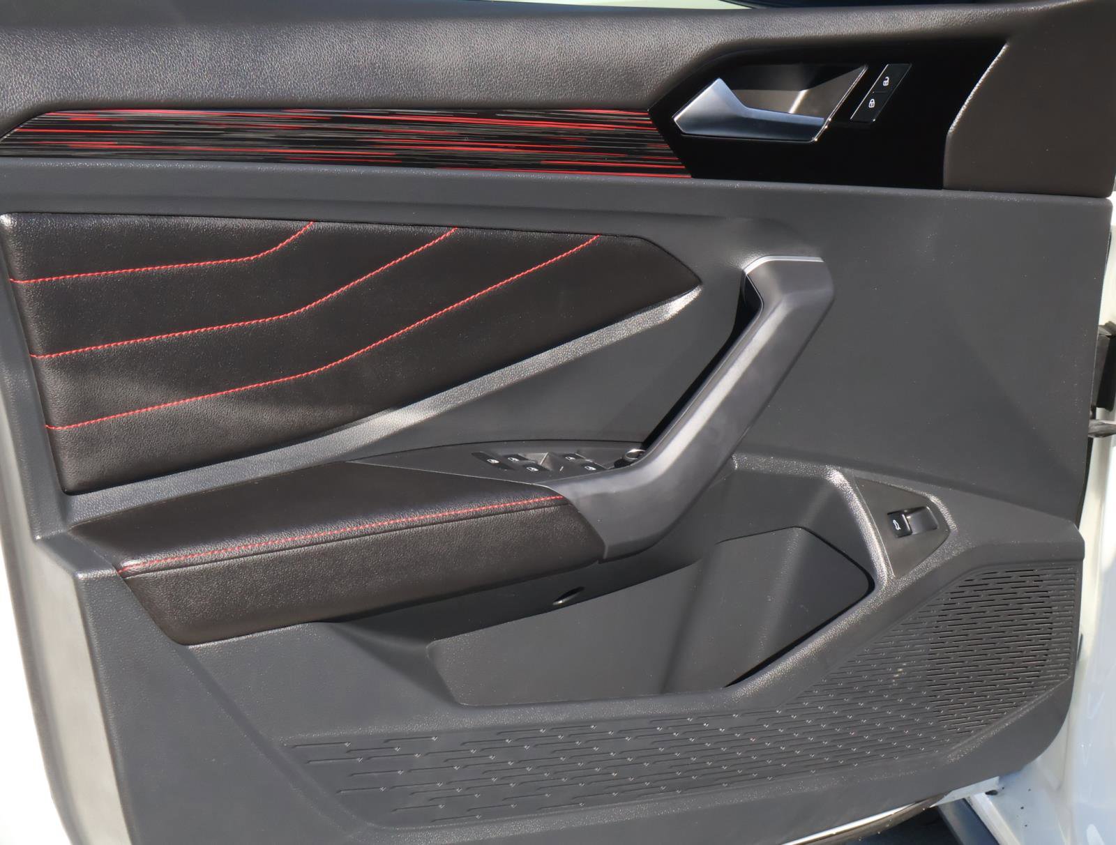 Used 2023 Volkswagen Jetta GLI Autobahn image 15