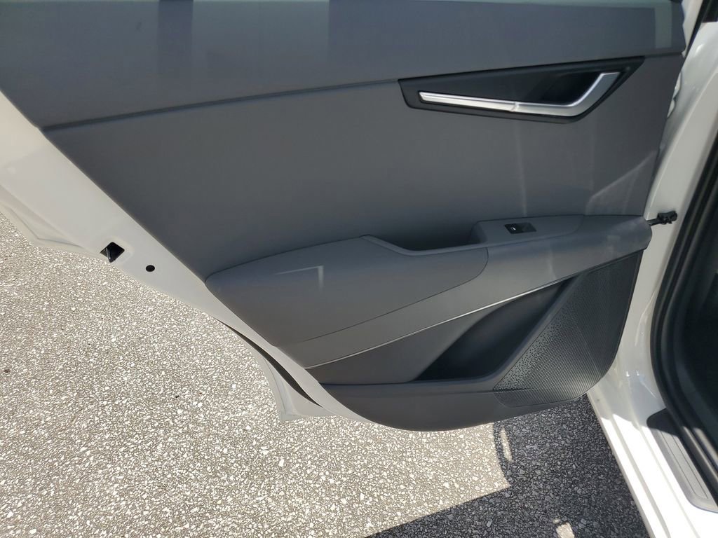 New 2026 Kia Niro EX FWD image 24