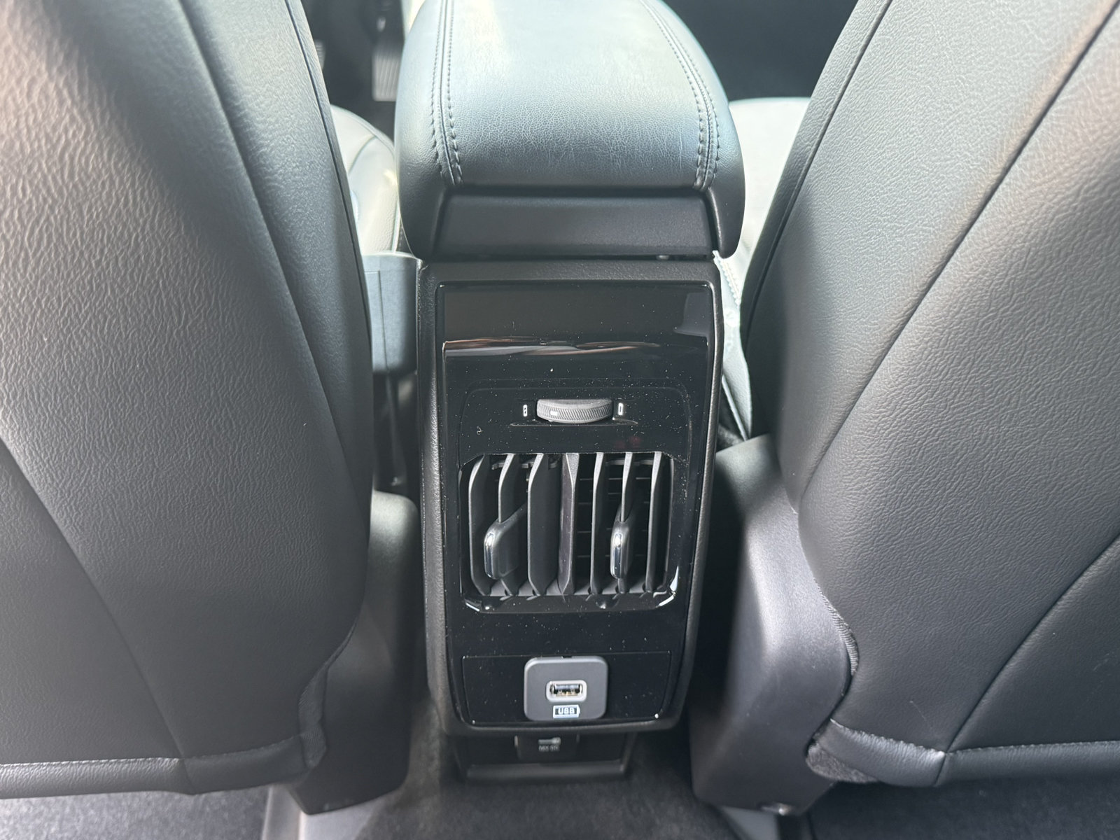 New 2026 Jeep Compass Latitude AWD/4WD image 23