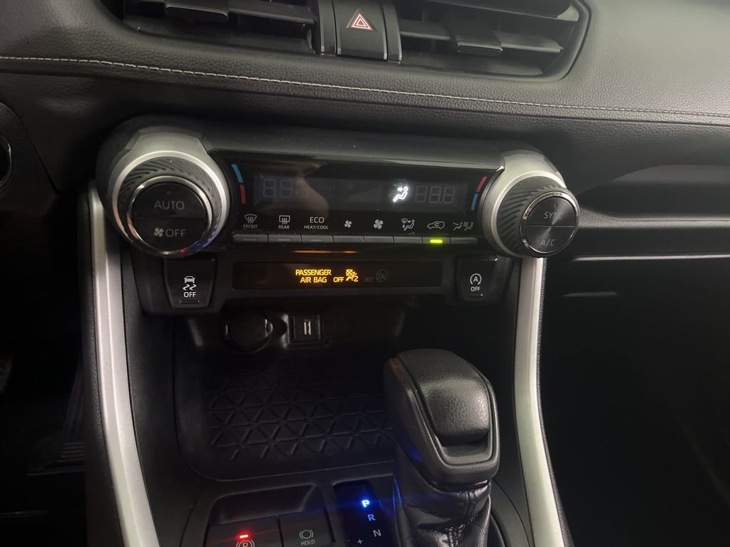 Used 2021 Toyota RAV4 XLE image 69