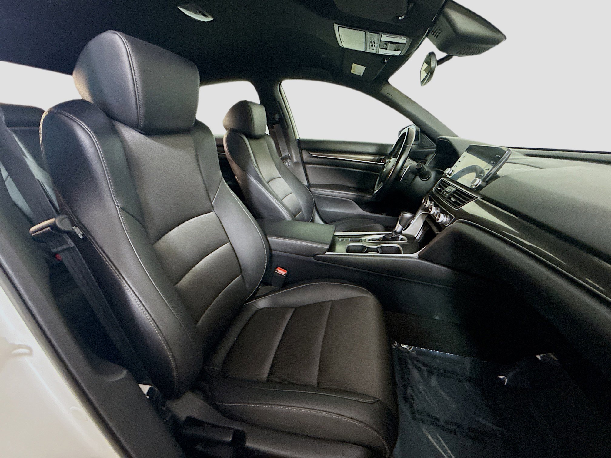 Used 2020 Honda Accord Sport image 29