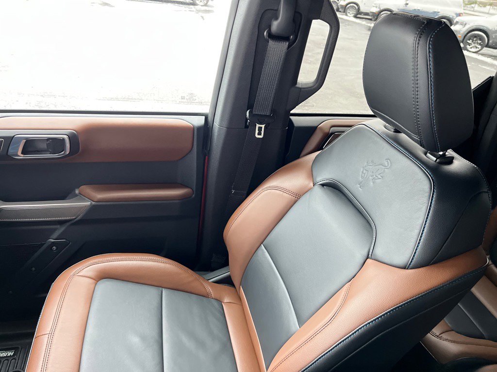 Used 2023 Ford Bronco Outer Banks image 18