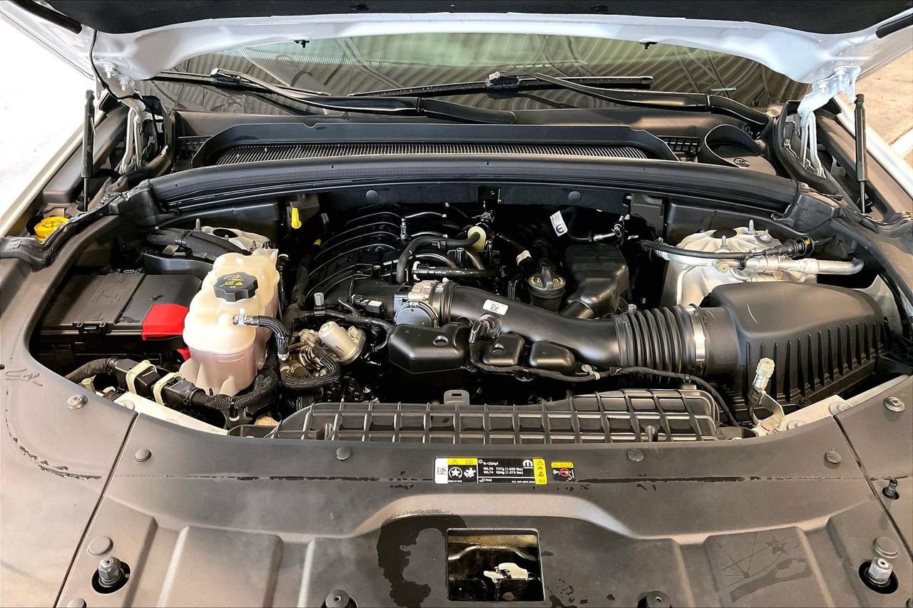 Certified 2023 Jeep Grand Cherokee Altitude AWD/4WD image 38