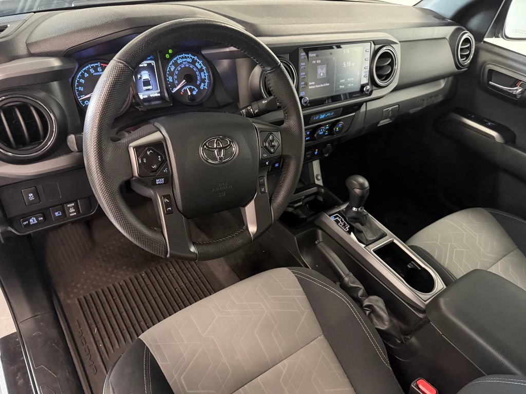 Used 2023 Toyota Tacoma TRD Sport AWD/4WD image 9