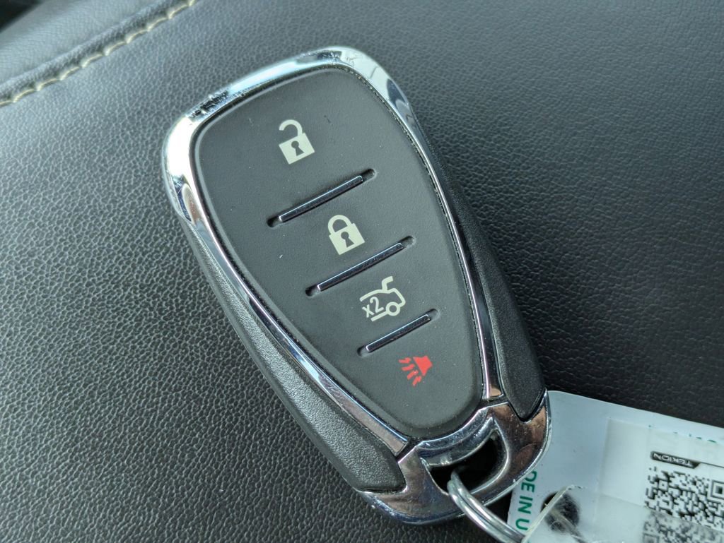 Used 2017 Chevrolet Camaro SS RWD image 32