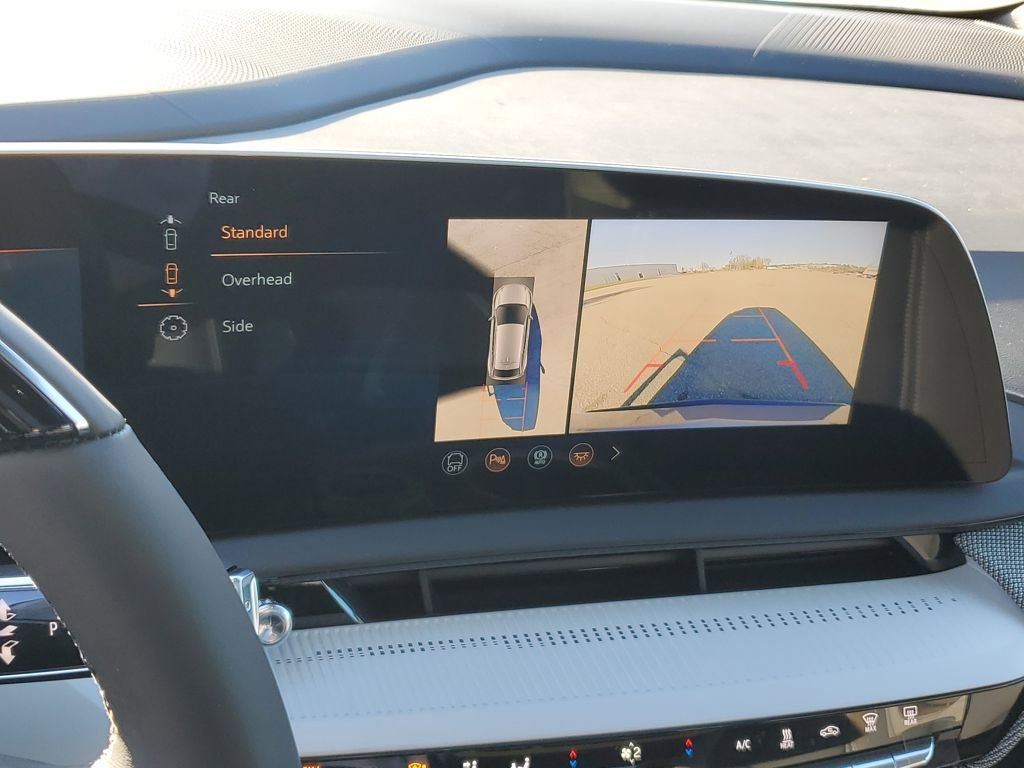 New 2026 Cadillac Optiq Luxury 1 image 15