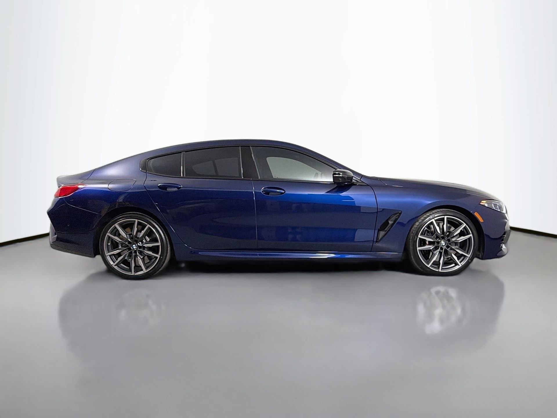 New 2026 BMW M850i xDrive image 4