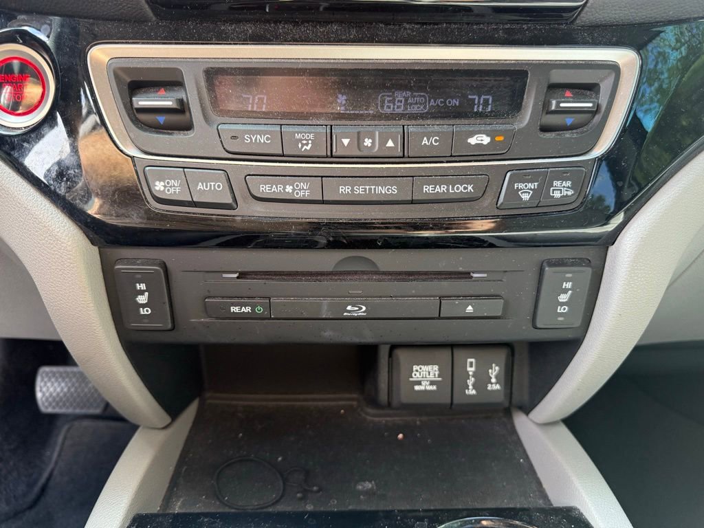 Used 2017 Honda Pilot Touring image 28