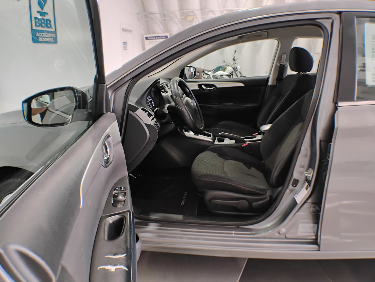 Used 2017 Nissan Sentra S image 53