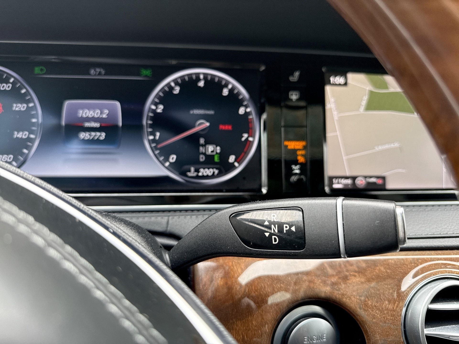 Used 2015 Mercedes-Benz S 550 4MATIC Sedan image 23