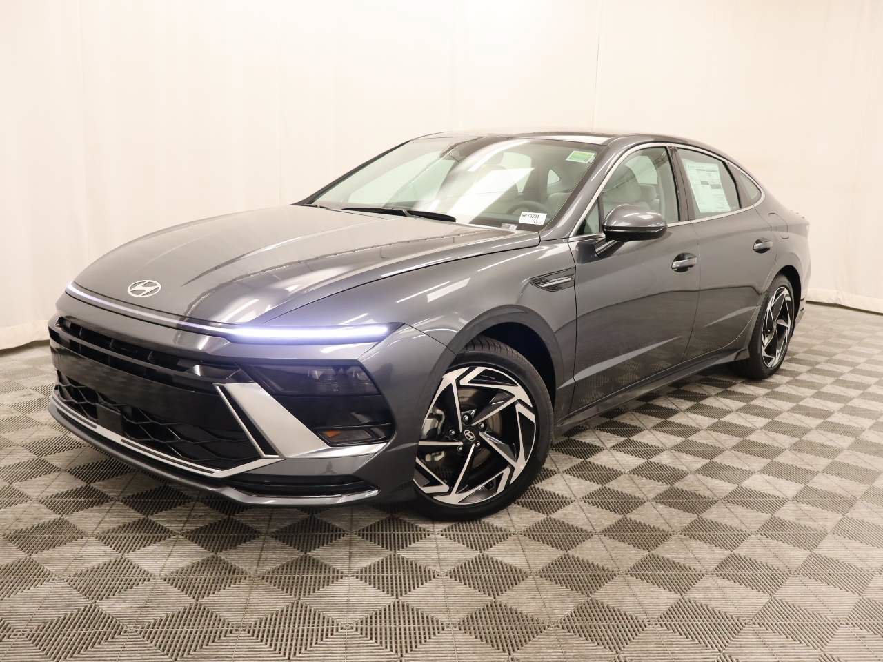 New 2026 Hyundai Sonata SEL FWD image 1