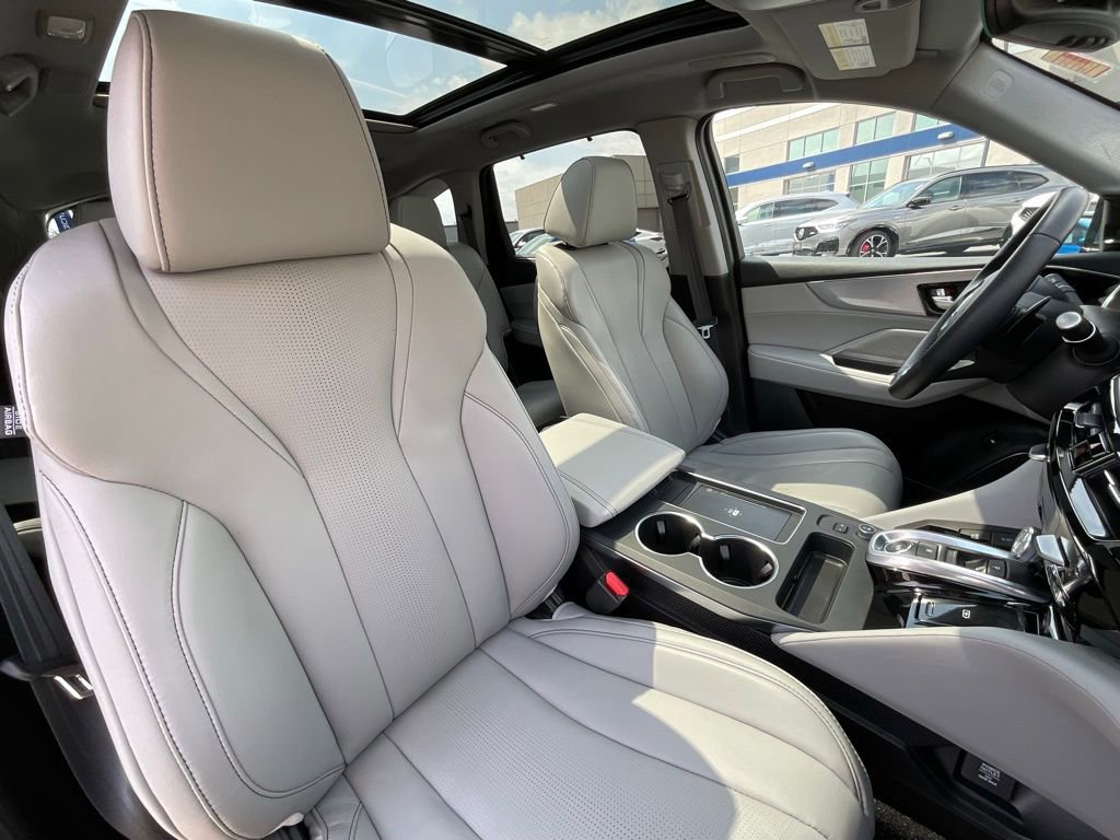 Certified 2025 Acura MDX w/ Technology Package AWD/4WD image 22