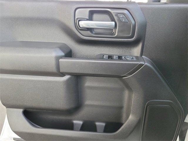 Certified 2025 Chevrolet Silverado 2500 Custom image 17