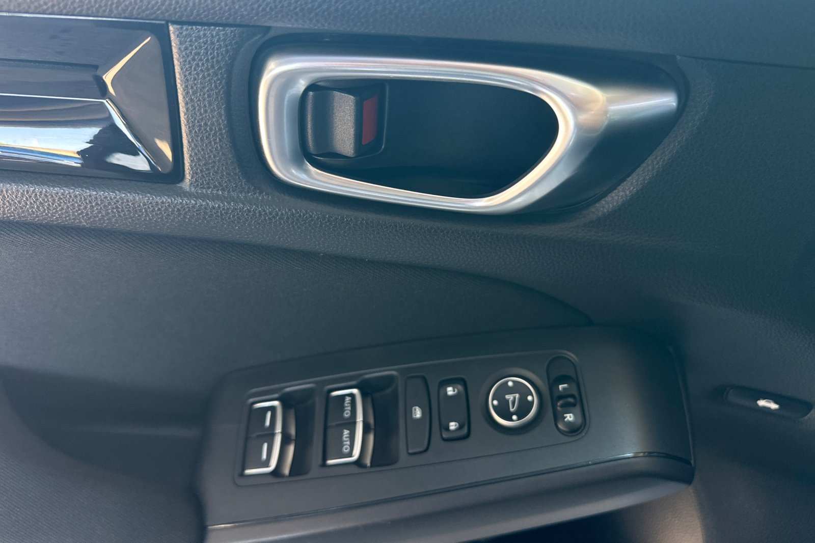 Used 2022 Honda Civic EX image 11