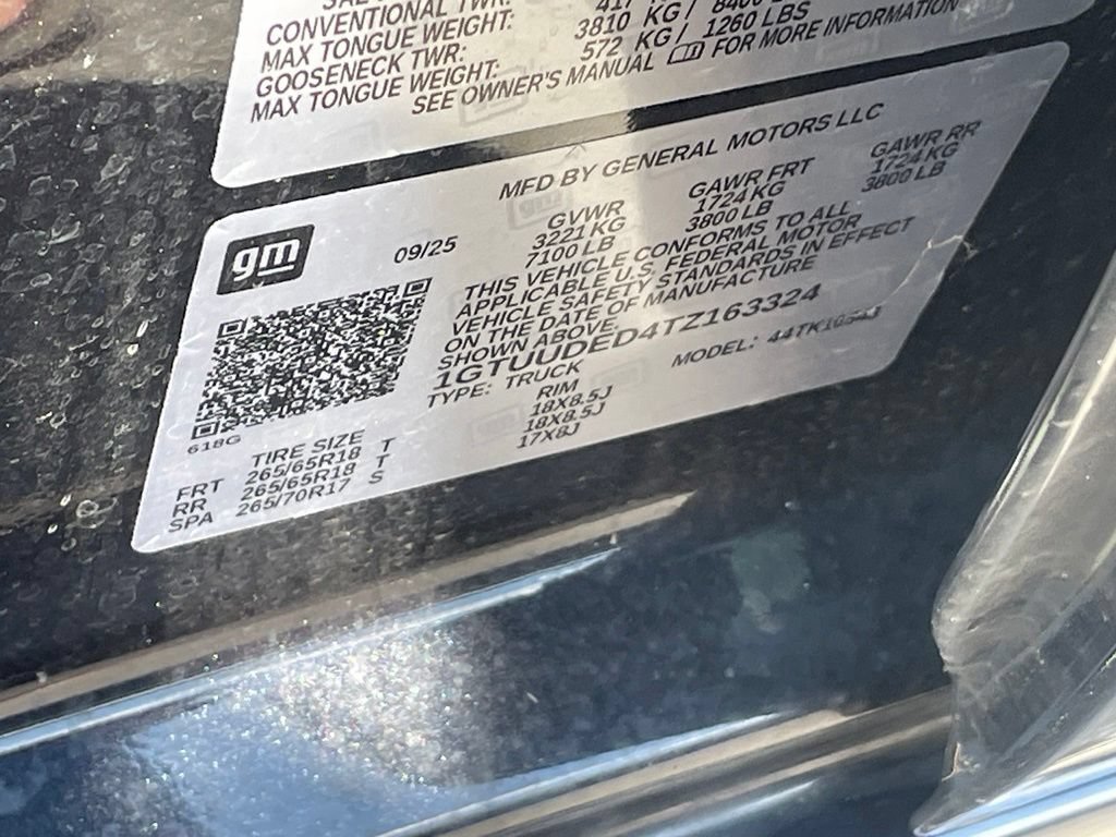 Used 2026 GMC Sierra 1500 SLT AWD/4WD image 33
