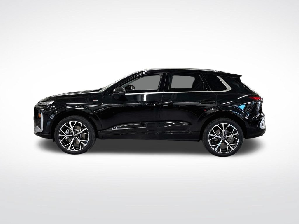 New 2026 Audi Q3 quattro 2.0T AWD/4WD image 2